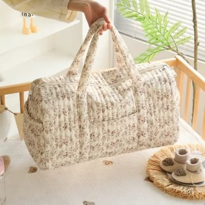 Sac a langer beige motif marron