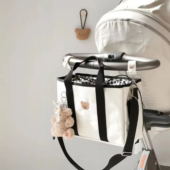 Sac à langer blanc et noir